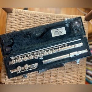 Yamaha 225S Flute Made in Japan Silver Plated Student Intermediate w Case